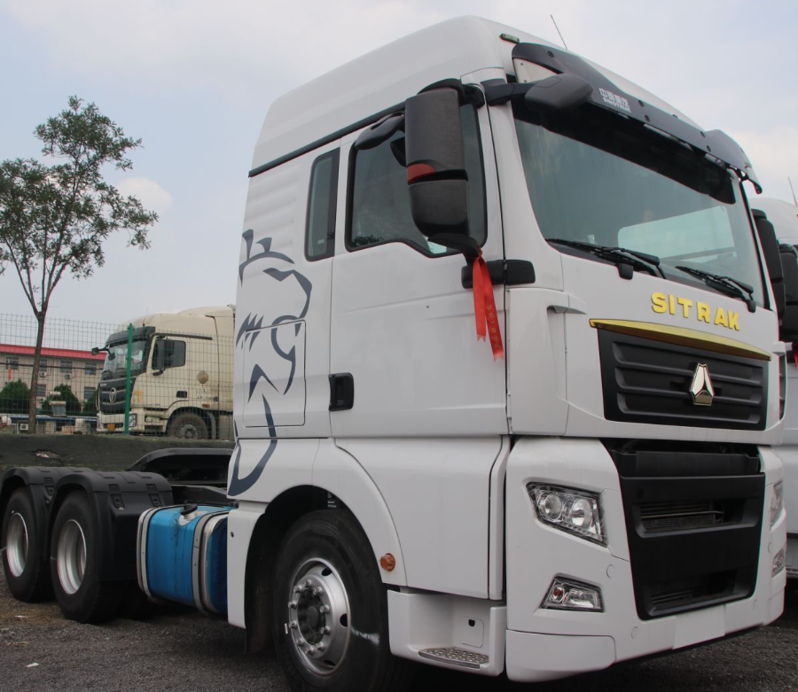 Sitrak Tractor Trucks White