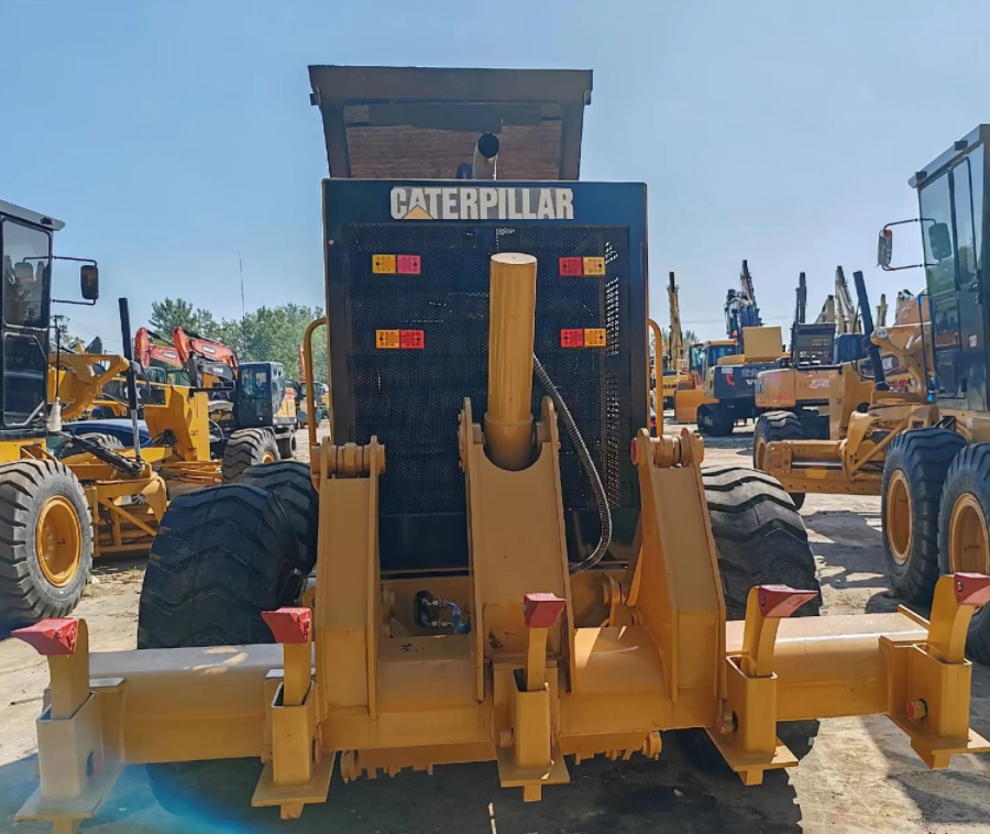 Used CAT Motor Graders