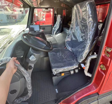 Used HOWO 12 Wheels Box Trucks