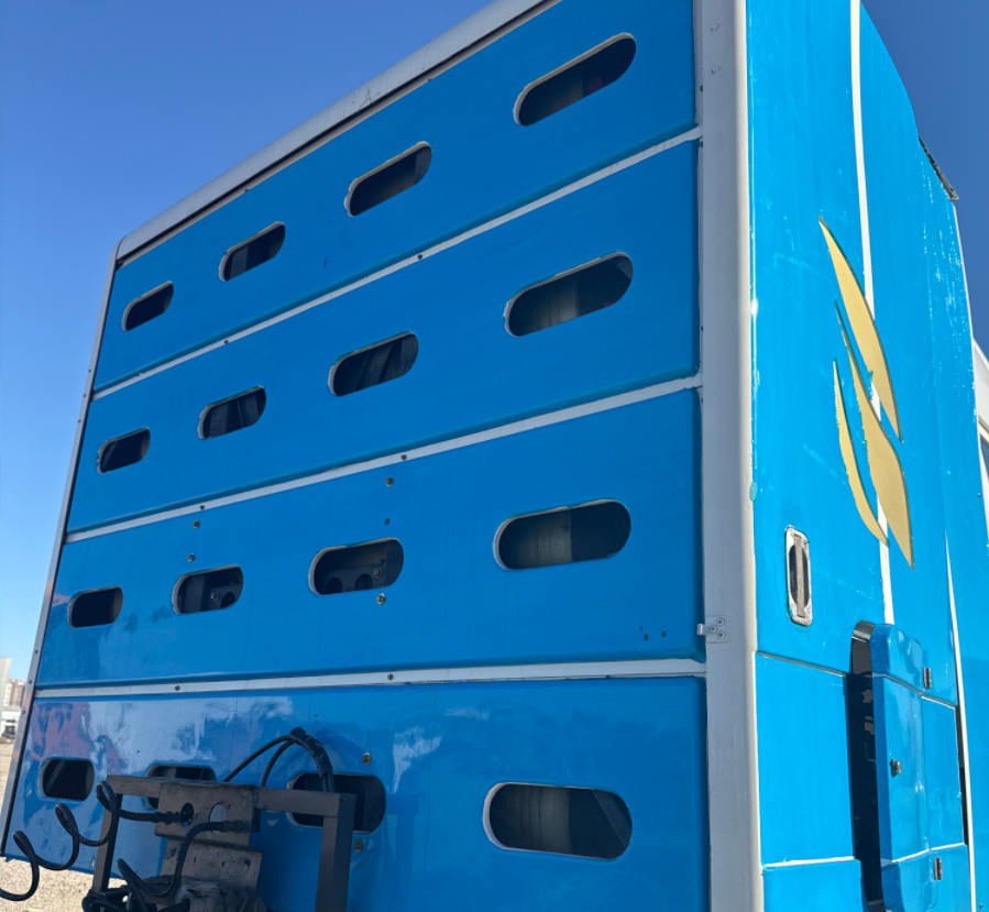 Used HOWO CNG Tractor Trucks