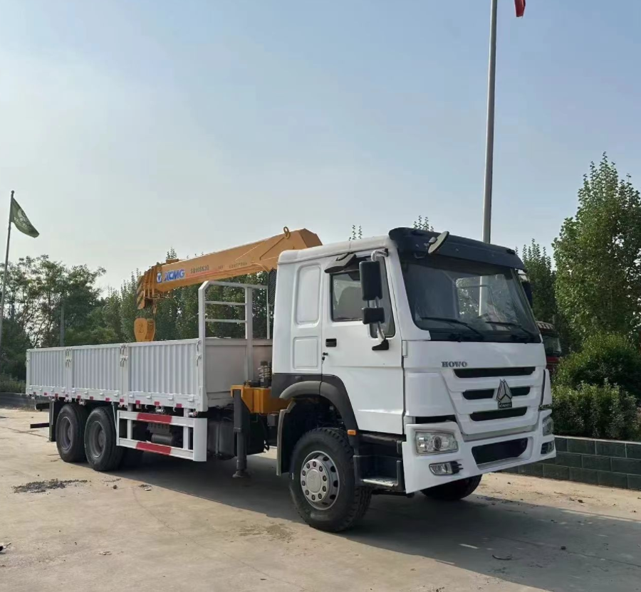 Used XCMG Trucks with Cranes