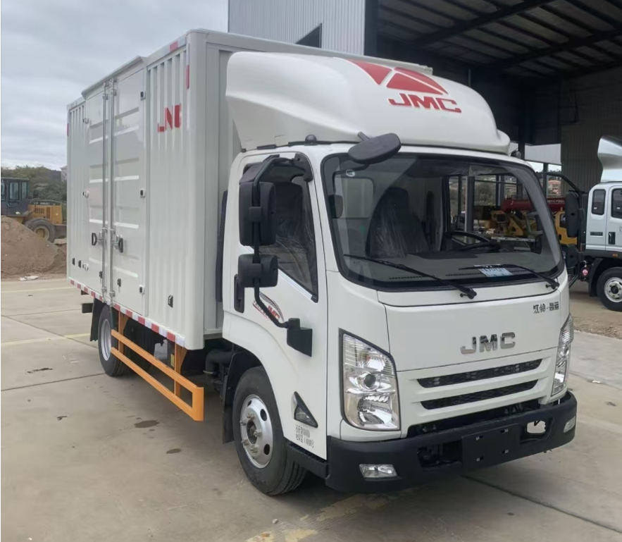 Used JAC 6 Wheels Box Trucks