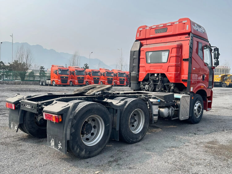 Jiefang tractor