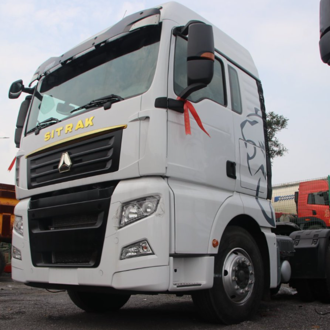 Sitrak Tractor Trucks White