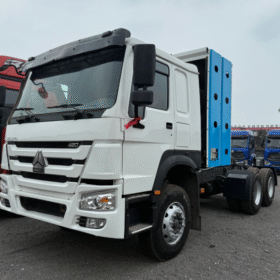 Used HOWO CNG Tractor Trucks